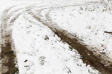 Image showing traces of the car in the snow