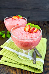 Image showing Jelly air strawberry in bowl on napkin