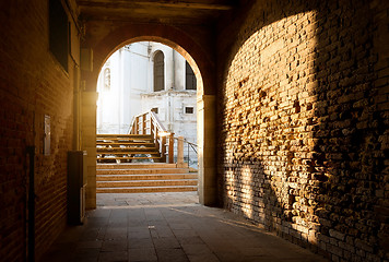 Image showing Arch and brick walls