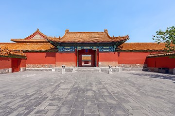 Image showing Traditional Chinese building under blue sky