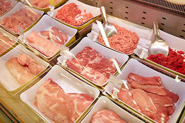 Image showing meat in bowls at grocery stall