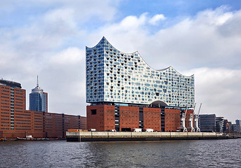 Image showing Elbphilharmonie; a concert hall in the HafenCity quarter of Hamb