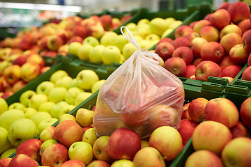 Image showing ripe apples at grocery store or market