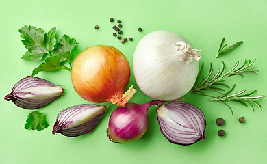 Image showing various onions and spices