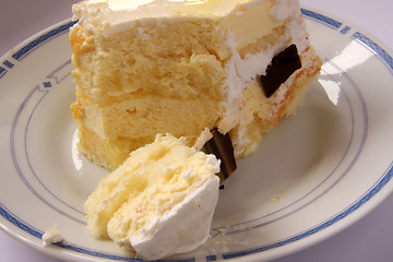 Image showing Vanilla cream cake