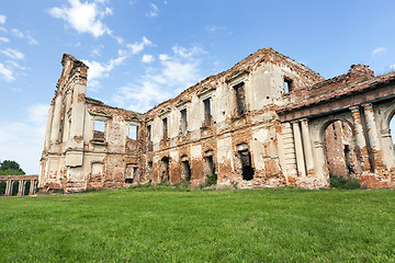 Image showing the ruins of an ancient castle