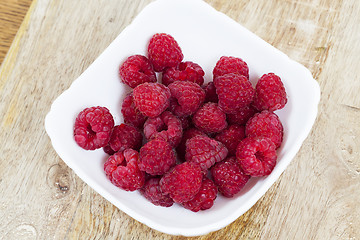 Image showing Red ripe raspberries