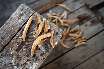 Image showing Mature pods of beans