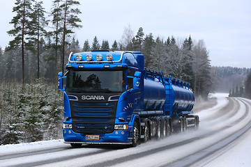 Image showing Blue Scania R580 Tanker Trucking in Winter