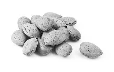 Image showing Small heap of whole almonds in shells