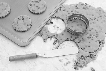 Image showing Baking chocolate chip cookies