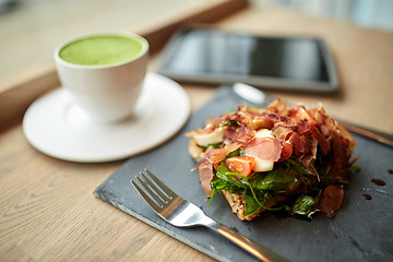 Image showing ham salad with matcha green tea at restaurant