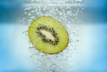 Image showing Kiwi slice