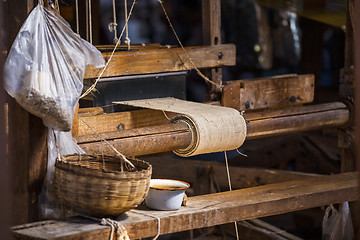 Image showing woman Weaving