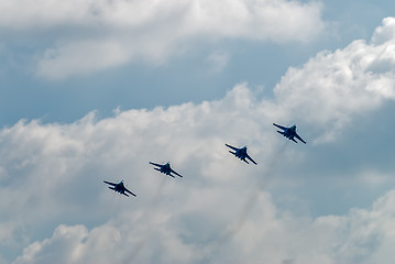 Image showing Group flight of russian pilotage team on SU-27