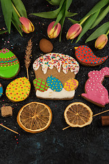 Image showing Tulips and gingerbread cookies