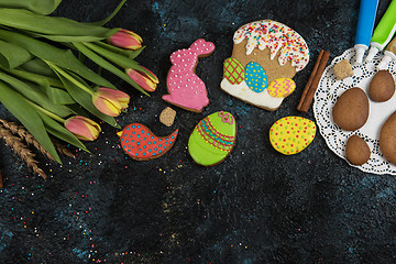 Image showing Tulips and gingerbread cookies