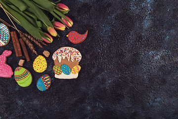 Image showing Tulips and gingerbread cookies