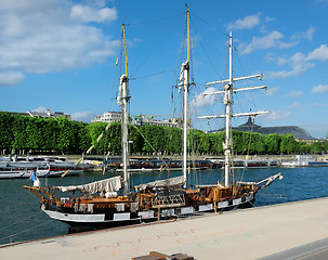 Image showing Sailing ship on Seine
