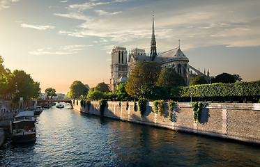 Image showing Notre-Dame in the morning