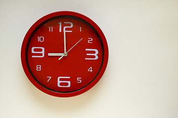 Image showing Red clock 1