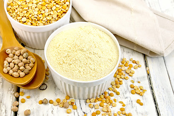 Image showing Flour pea and split pease in bowls on light board