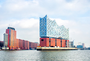 Image showing Elbphilharmonie; a concert hall in the HafenCity quarter of Hamb