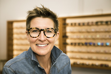 Image showing woman in a eyewear store