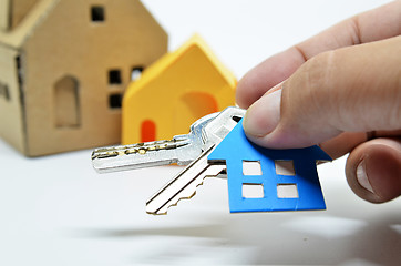 Image showing Keys with house shaped cardboard  