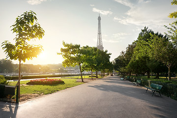 Image showing Calm morning in Paris