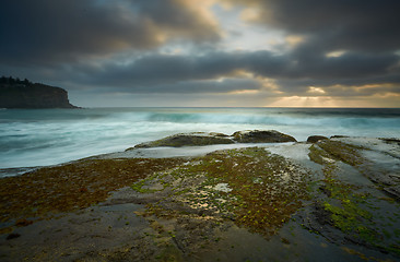 Image showing Moody day over Bilgola rockshelf Australia