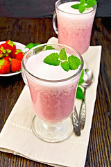 Image showing Soup strawberry in goblet on board