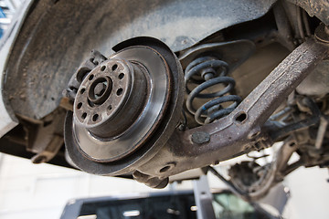 Image showing car brake disc at repair station