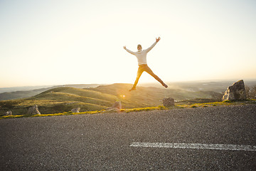 Image showing Man jumping