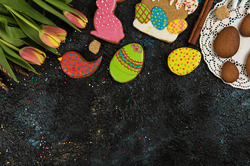 Image showing Tulips and gingerbread cookies