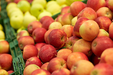 Image showing ripe apples at grocery store or market