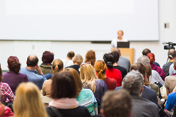 Image showing Woman giving presentation on business conference.