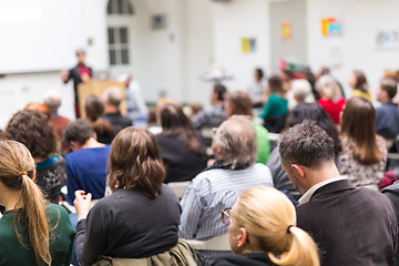 Image showing Woman giving presentation on business conference.