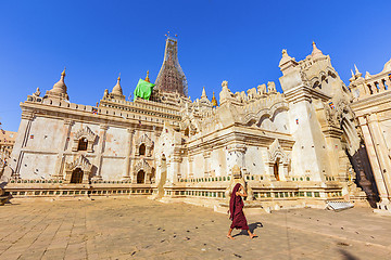 Image showing Bagan buddha tower at day