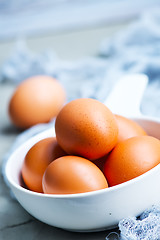 Image showing raw eggs
