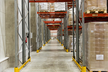 Image showing cargo boxes storing at warehouse shelves