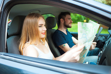 Image showing Couple of young people traveling