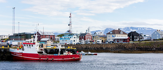 Image showing Grundarfjordur city near Kirkjufell mountain, Iceland.