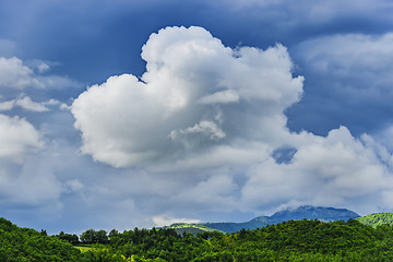 Image showing Big cloud in Marche