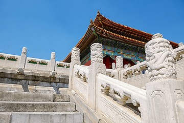 Image showing Traditional Chinese building under blue sky