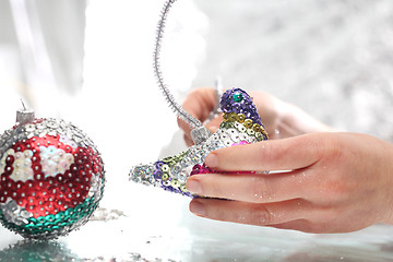 Image showing The idea for a Christmas present, handmade sequin decoration