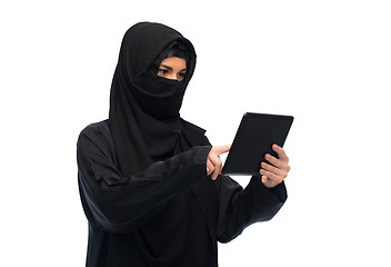 Image showing muslim woman in hijab with tablet pc computer