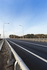 Image showing road through the bridge