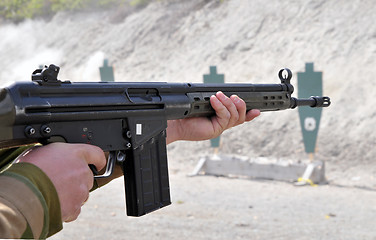 Image showing Automatic rifle