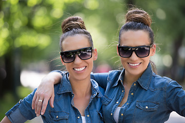 Image showing twin sister with sunglasses